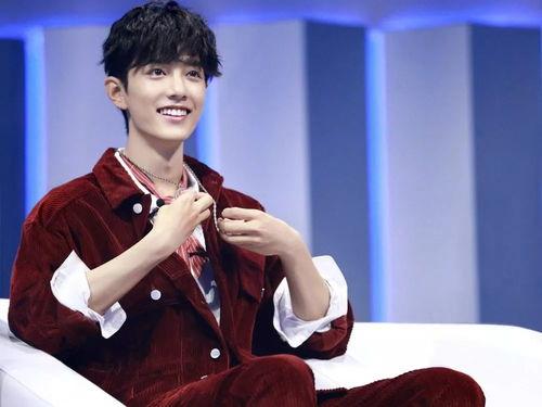 维嘉爆料韩国男团视频,韩国男团幕后花絮大曝光！