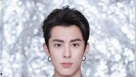 王鹤棣素人朋友爆料视频,揭秘明星私下生活点滴  第2张