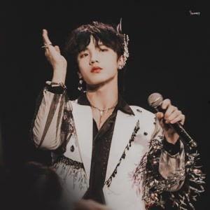 明星爆料吃东西素材视频,镜头背后美食瞬间曝光  第2张