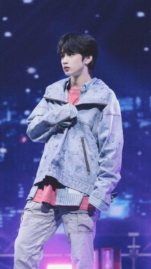 爆料娱乐圈刘耀文是谁,刘耀文身份揭秘，他是谁？  第2张