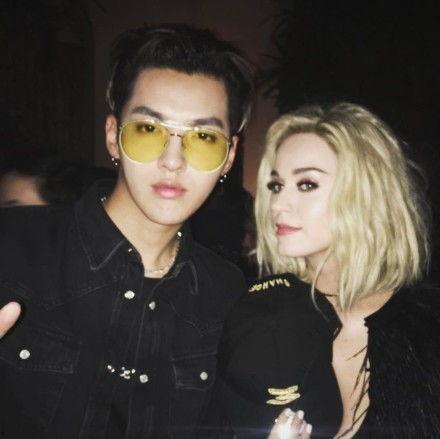 吴亦凡服刑爆料视频播放,揭秘事件背后真相与影响  第2张