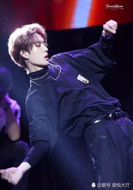 群演爆料王一博视频完整版,群演爆料背后的惊人真相  第2张