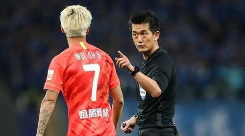 足坛名记爆料最新消息,巨星加盟，豪门阵容再升级！  第3张