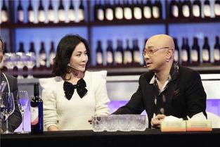 黄渤爆料徐峥喝酒视频,友情还是酒量较量？