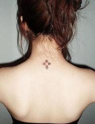 满身纹身被爆料女网红视频,揭秘网络红人的真实生活