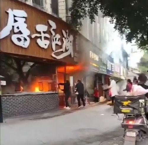 甘肃饭店爆料视频最新,揭秘背后惊人真相 第2张 甘肃饭店爆料视频最新,揭秘背后惊人真相 第2张