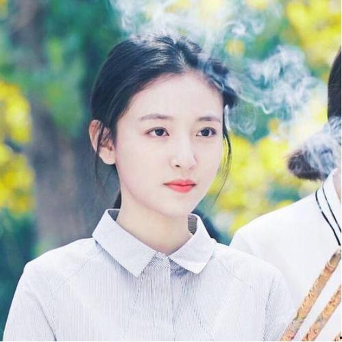 爆料娱乐圈吴倩,揭秘当红小花旦的成名之路与情感纠葛  第2张