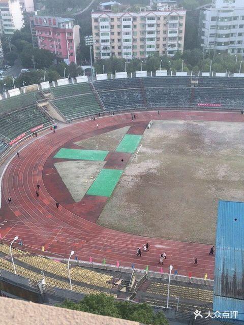 丰都体育馆爆料视频曝光  第3张