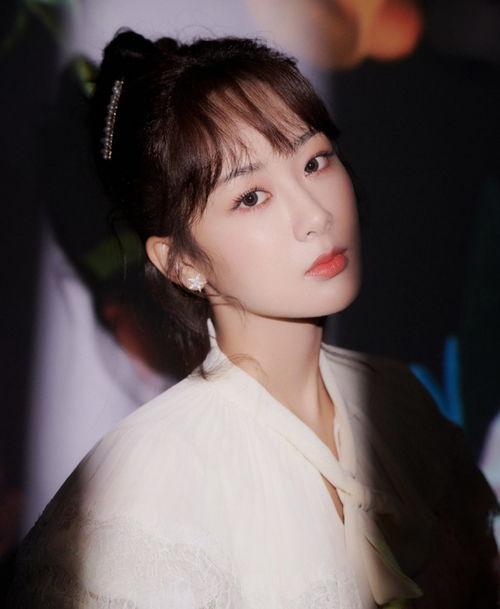 李沁肖战圈内爆料杨紫,杨紫成焦点话题  第3张