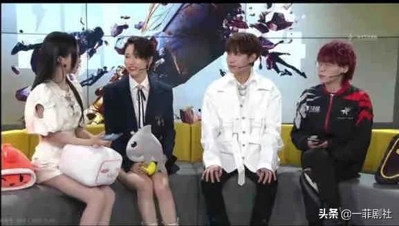 娱乐大瓜爆料向佐,揭秘明星背后的故事与争议  第2张