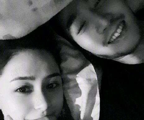 阿娇和钟欣潼最新爆料,揭秘娱乐圈背后的故事