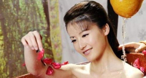 大胆侄女在线观看,揭秘家族秘辛的青春冒险之旅  第3张